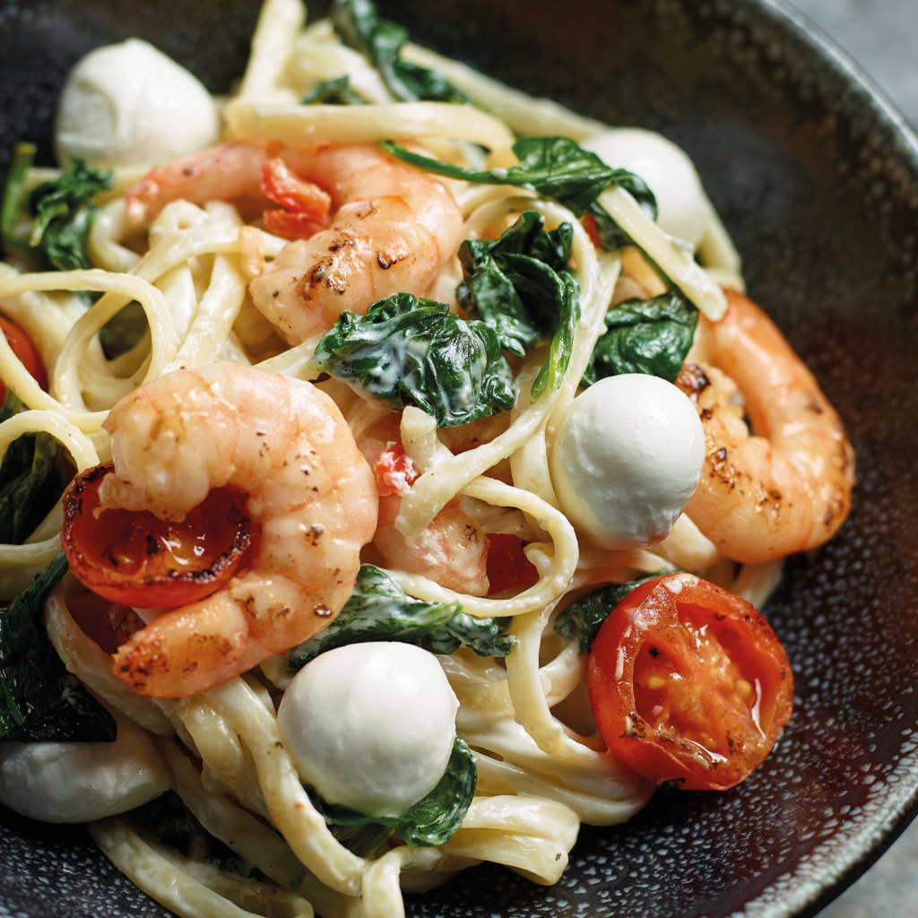 Three Cheese and Prawn Pasta - Lactalis Professional | Foodservice