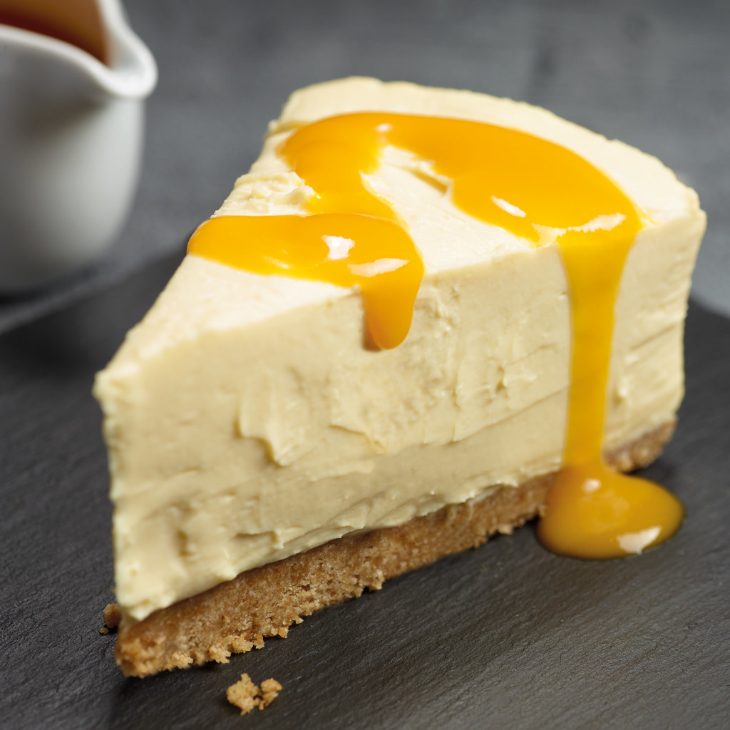 White Chocolate and Mango Cheesecake - Lactalis Professional | Foodservice