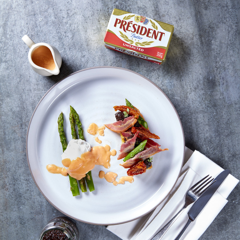 Poached Egg & Crispy Potato Rosti with Bacon & Coffee Jam - Lactalis Professional | Foodservice
