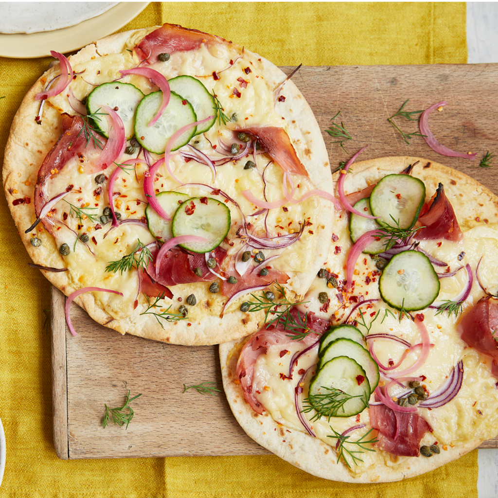 Flatbreads with Ham, Mustard, Pickles and Leerdammer Cheese - Lactalis Professional | Foodservice