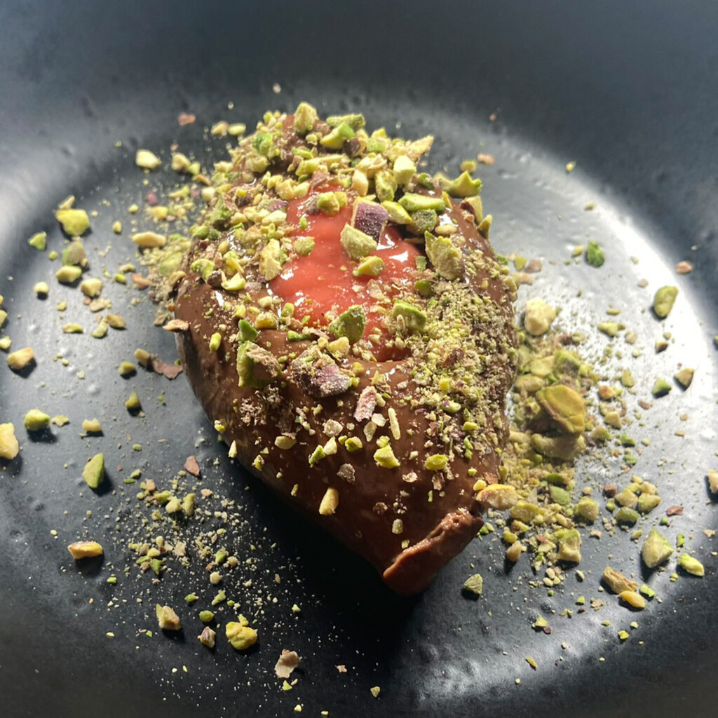 Mascarpone Chocolate Mousse - Lactalis Professional | Foodservice
