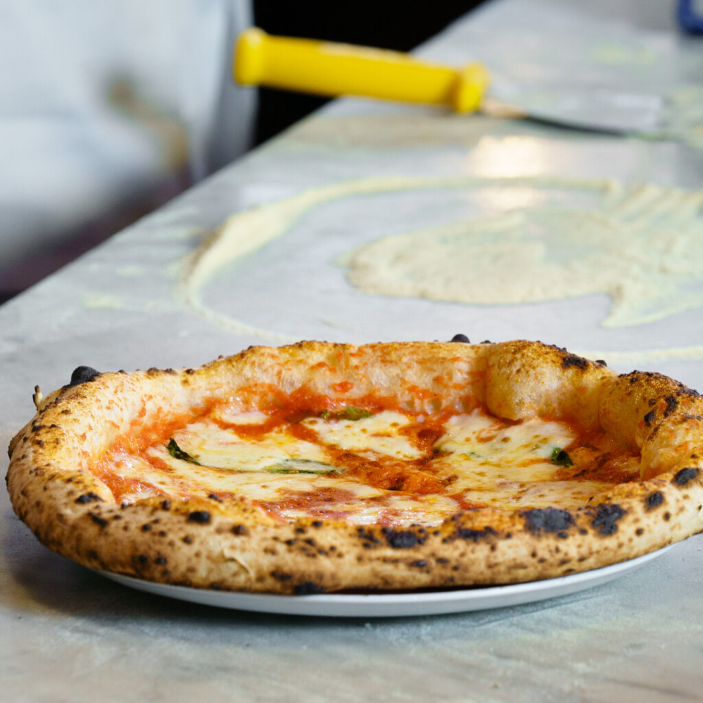 Margherita with Julienne Mozzarella and Parmesan - Lactalis Professional | Foodservice